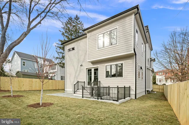 $2,295,000 | 6238 22nd Street North, Arlington, VA 22205