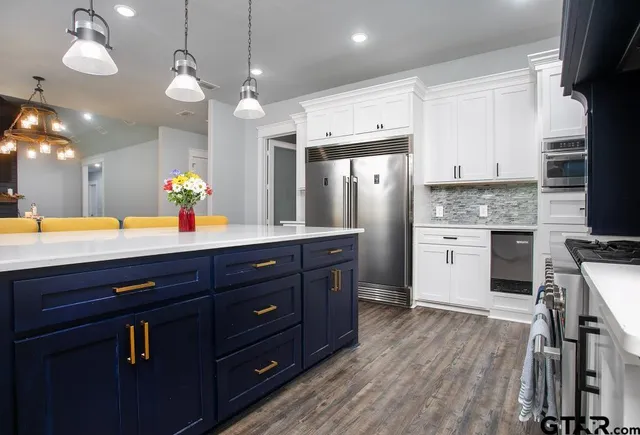 $1,100,000 | 24186 Fm 1995, Lindale, TX 75771