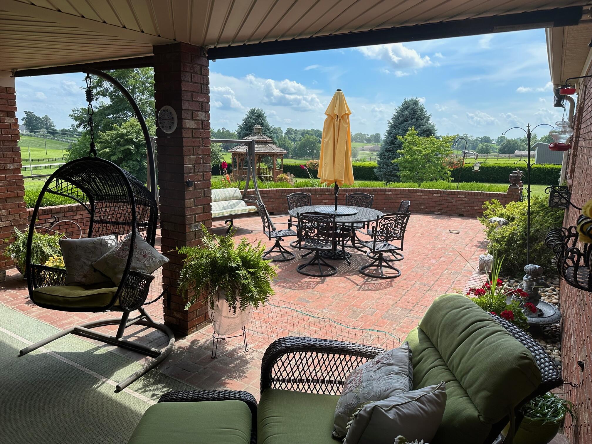 1485 McCowans Ferry Road Versailles, KY 40383 - Photo 15 of 39 patio 2