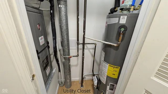 $204,900 | 586 Hunters Drive, Unit D, Carmel, IN 46032