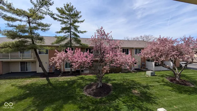 $204,900 | 586 Hunters Drive, Unit D, Carmel, IN 46032