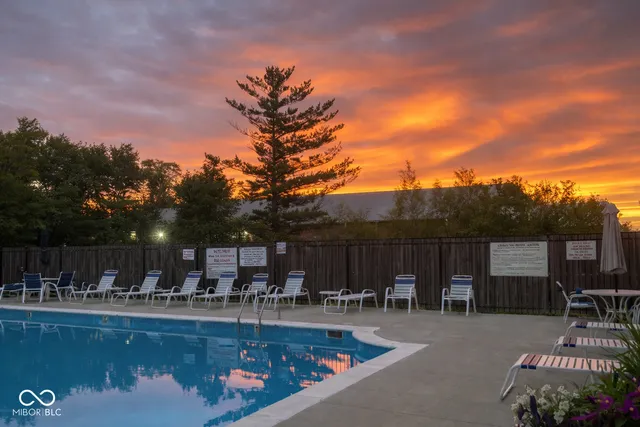 $204,900 | 586 Hunters Drive, Unit D, Carmel, IN 46032