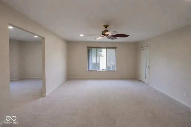 $204,900 | 586 Hunters Drive, Unit D, Carmel, IN 46032