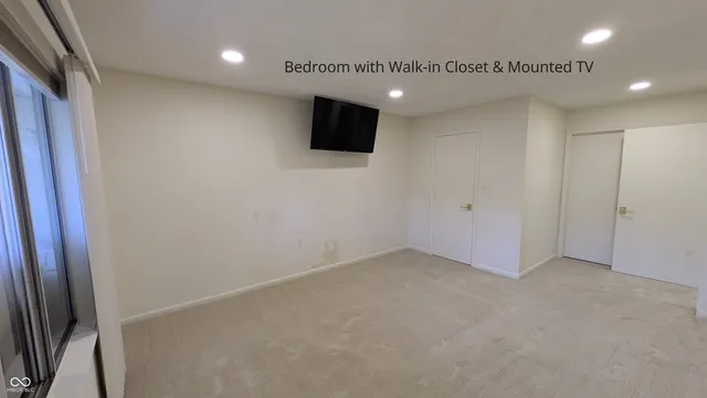 $204,900 | 586 Hunters Drive, Unit D, Carmel, IN 46032