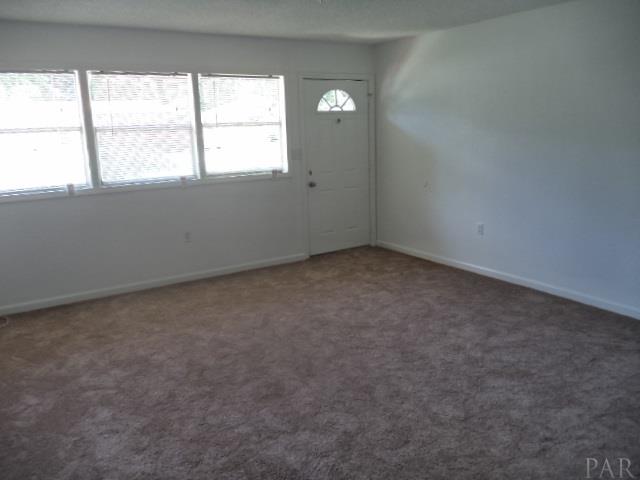 6523 Oakcrest Road Milton, FL 32570 - Photo 13 of 27 Gallery Image 13