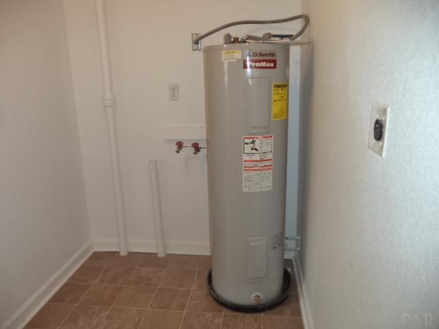 6523 Oakcrest Road Milton, FL 32570 - Photo 19 of 27 Gallery Image 19