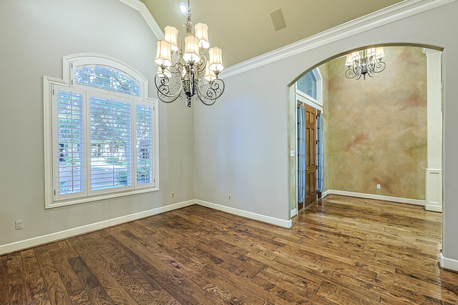 9809 Topeka Avenue Lubbock, TX 79424 - Photo 13 of 87 Formal Dining