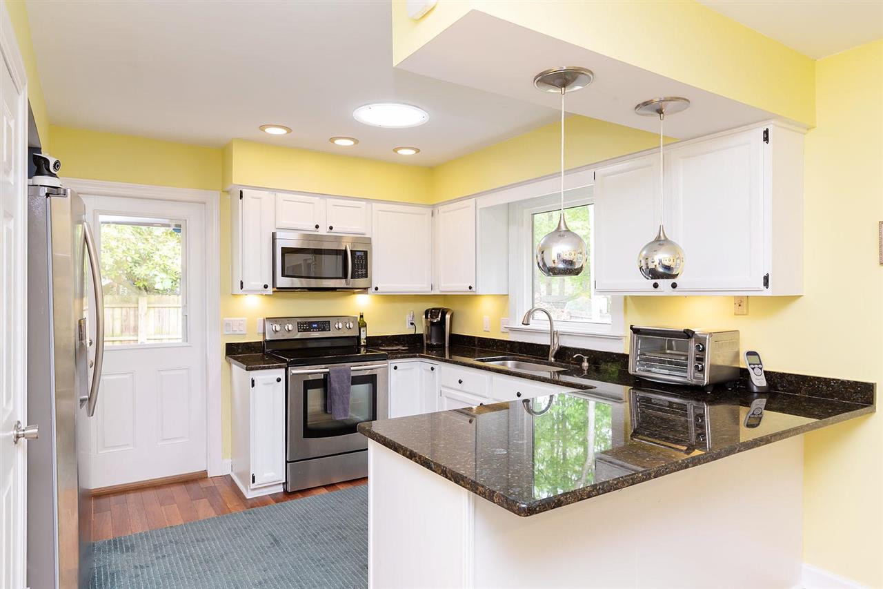 4308 Dutch Garden Court Raleigh, NC 27613 - Photo 7 of 26 Photo 7