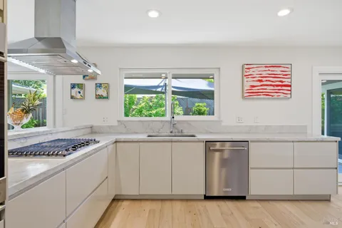 $1,495,000 | 2418 Grahn Drive, Santa Rosa, CA 95404