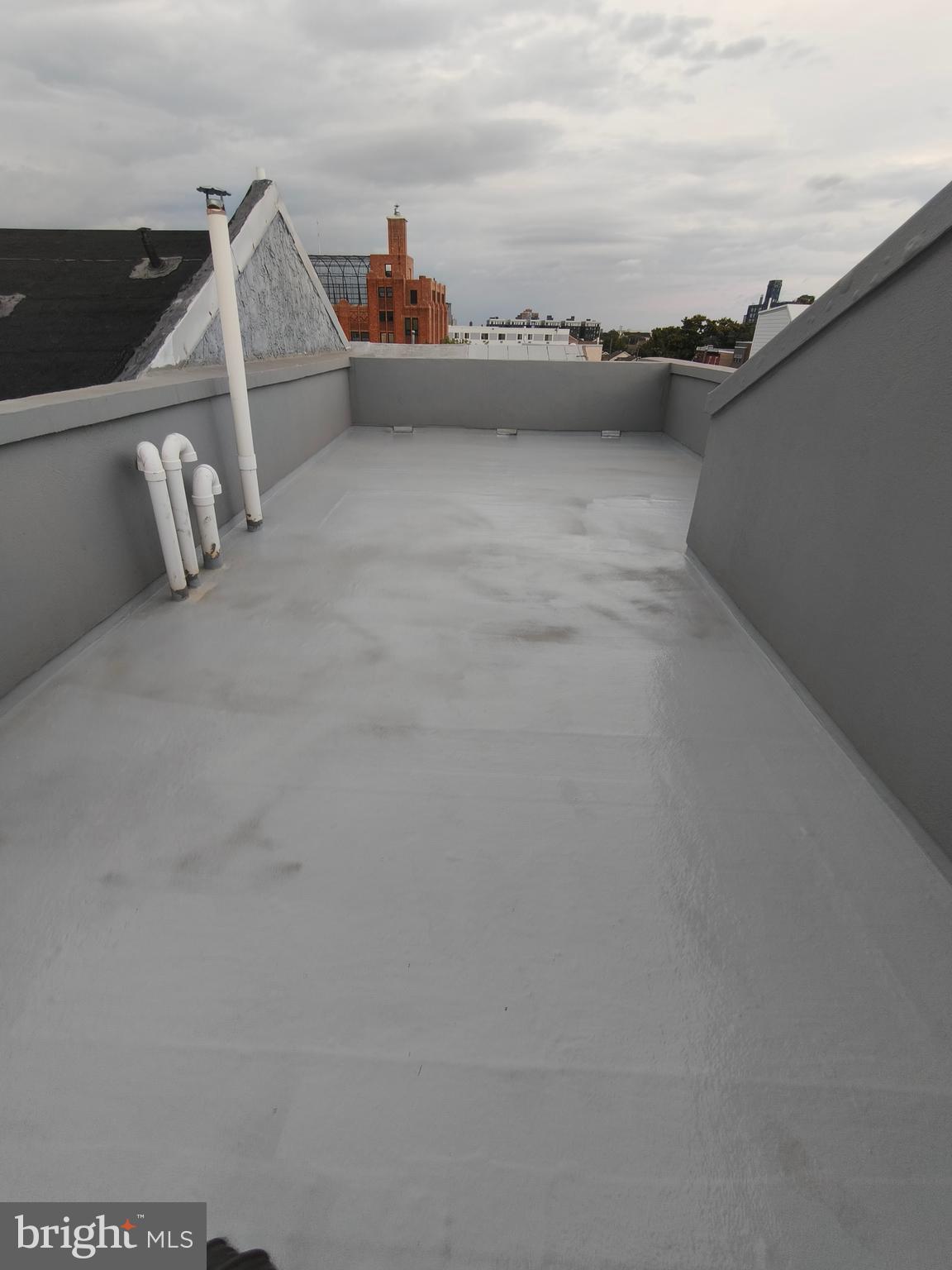 1106 Wallace Street, Unit B Philadelphia, PA 19123 - Photo 26 of 28