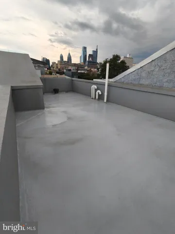 $2,400 | 1106 Wallace Street, Unit B, Philadelphia, PA 19123