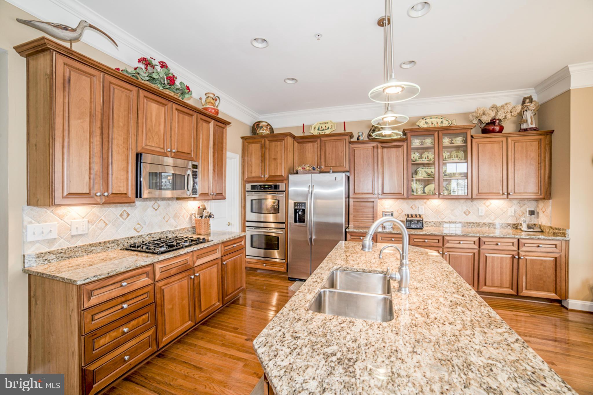 8796 Boulder Ridge Road Laurel, MD 20723 - Photo 2 of 30 Kitchen