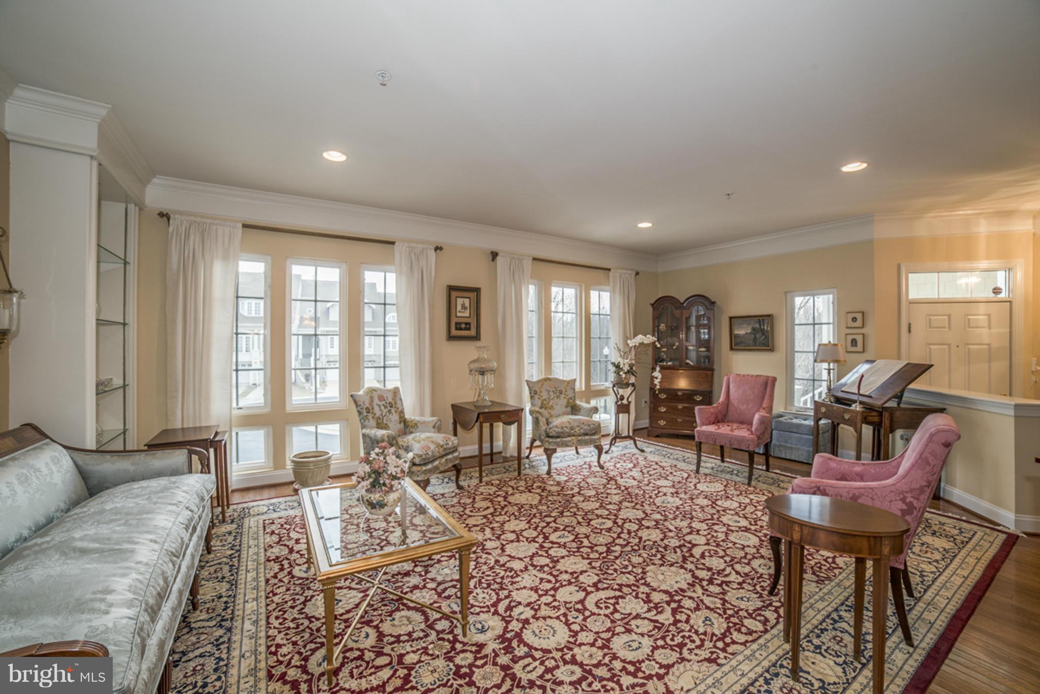 8796 Boulder Ridge Road Laurel, MD 20723 - Photo 6 of 30 Living Room