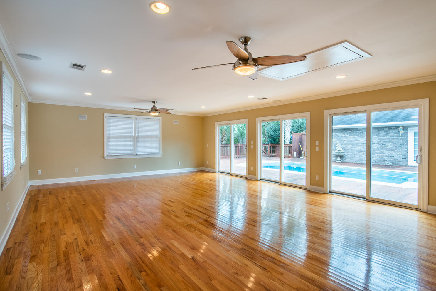 749 Dragoon Drive Mount Pleasant, SC 29464 - Photo 29 of 35 749Dragoon-48