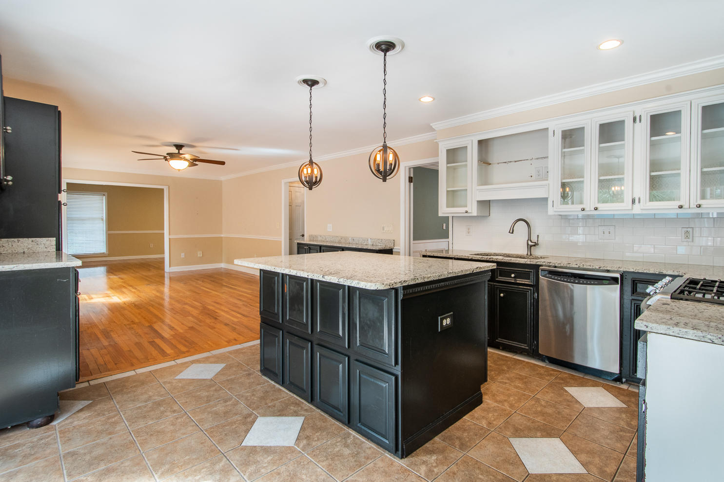 749 Dragoon Drive Mount Pleasant, SC 29464 - Photo 7 of 35 749Dragoon-14
