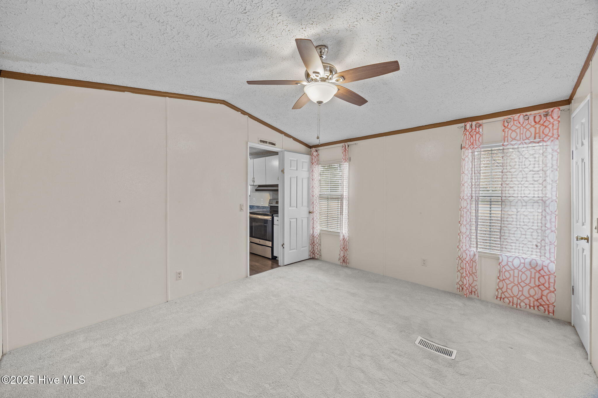 1130 Old New Bern Road Chocowinity, NC 27817 - Photo 13 of 47 12-web-or-mls-BLS_0027