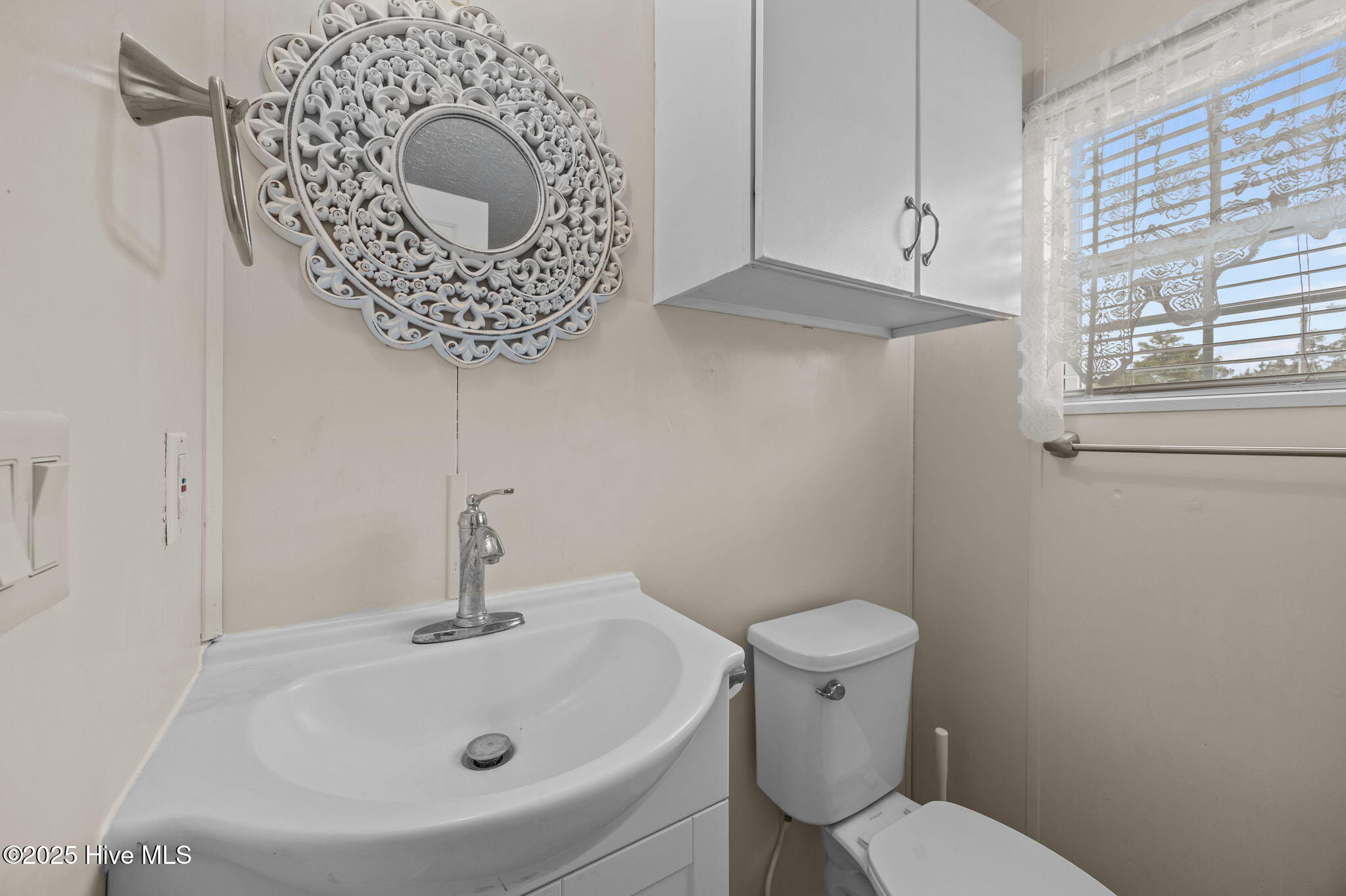 1130 Old New Bern Road Chocowinity, NC 27817 - Photo 14 of 47 13-web-or-mls-BLS_0030