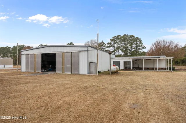 $199,900 | 1130 Old New Bern Road, Chocowinity, NC 27817