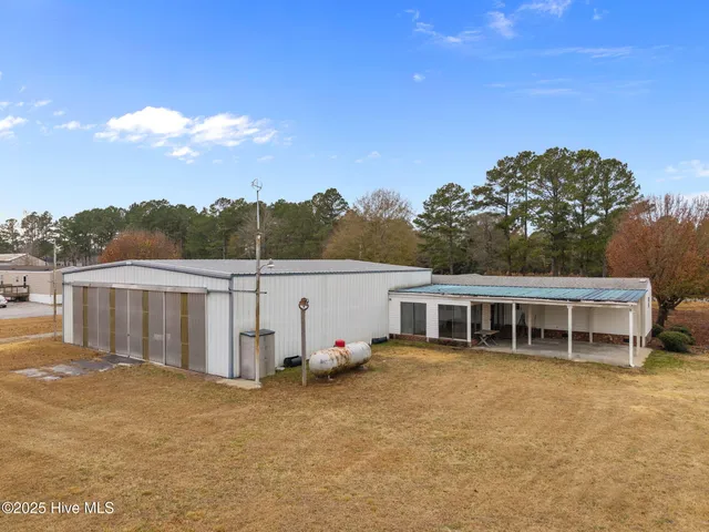 $199,900 | 1130 Old New Bern Road, Chocowinity, NC 27817