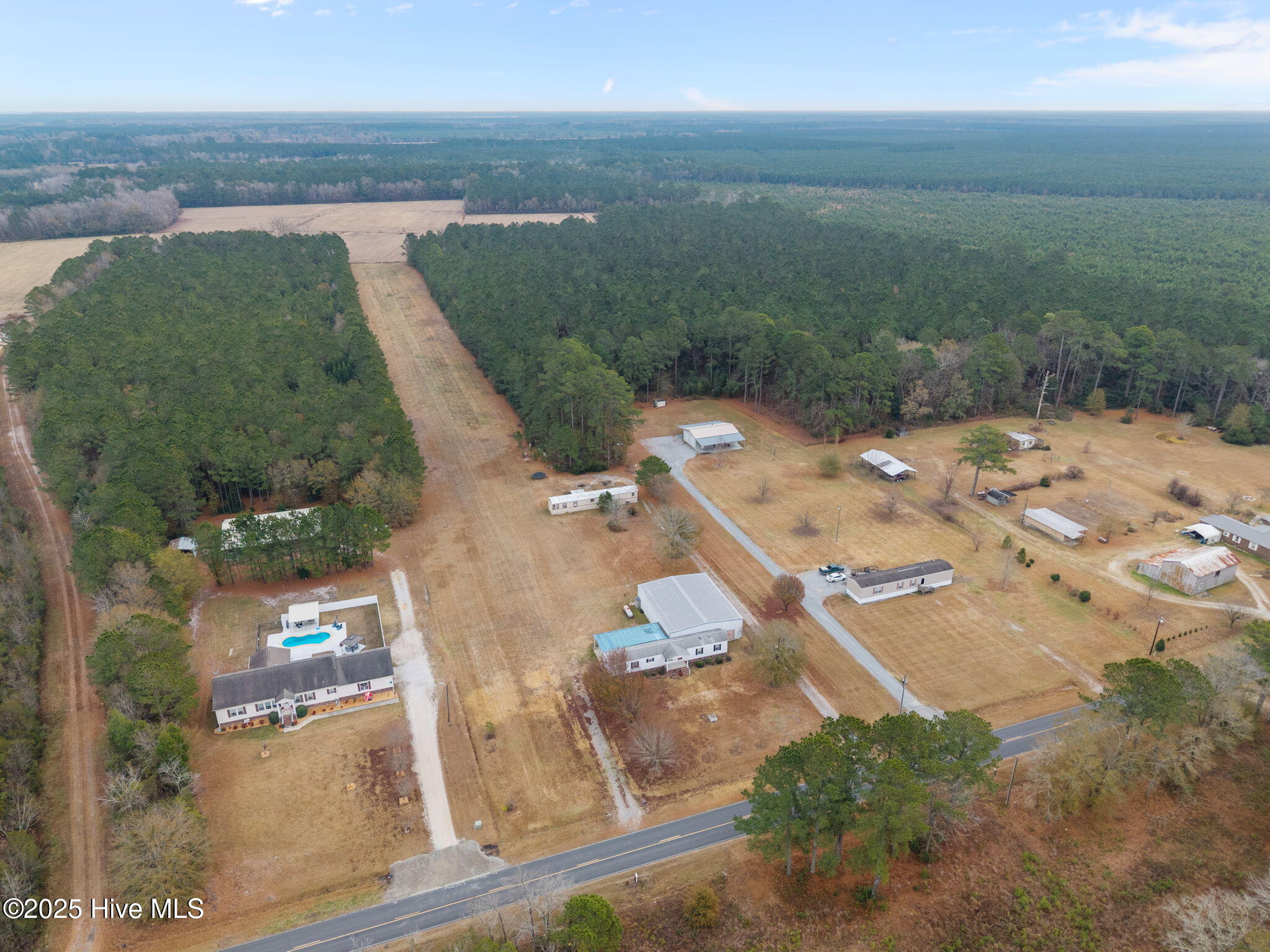 1130 Old New Bern Road Chocowinity, NC 27817 - Photo 45 of 47 45-web-or-mls-DJI_20251204140251_0026_D