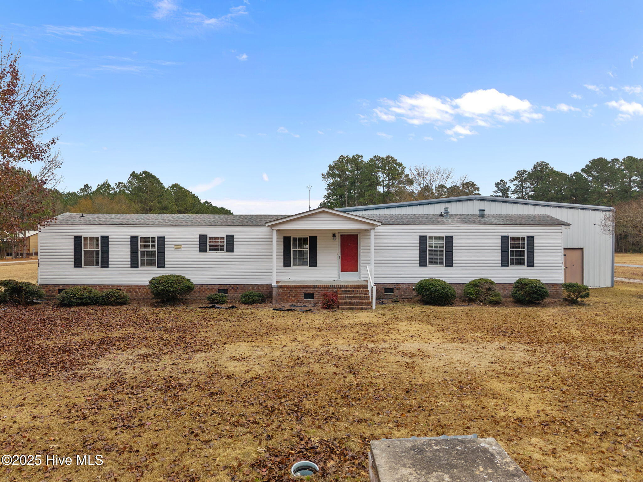 1130 Old New Bern Road Chocowinity, NC 27817 - Photo 5 of 47 4-web-or-mls-DJI_20251204135955_0017_D