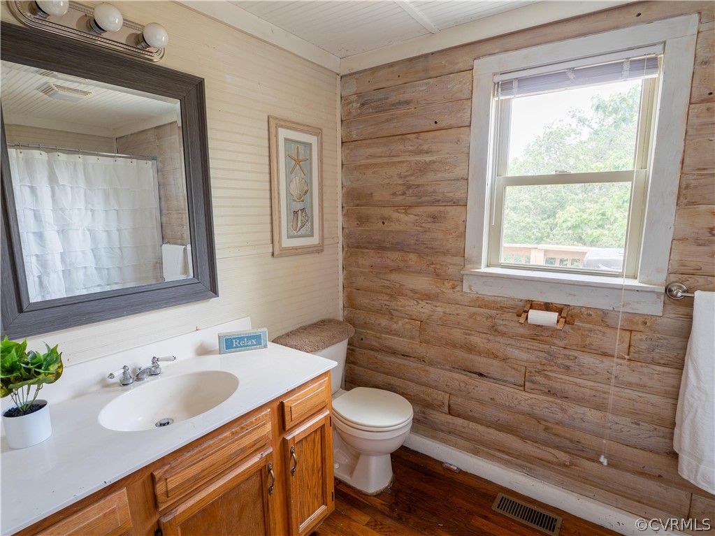 1614 Scotts Bottom Road Dillwyn, VA 23936 - Photo 10 of 31