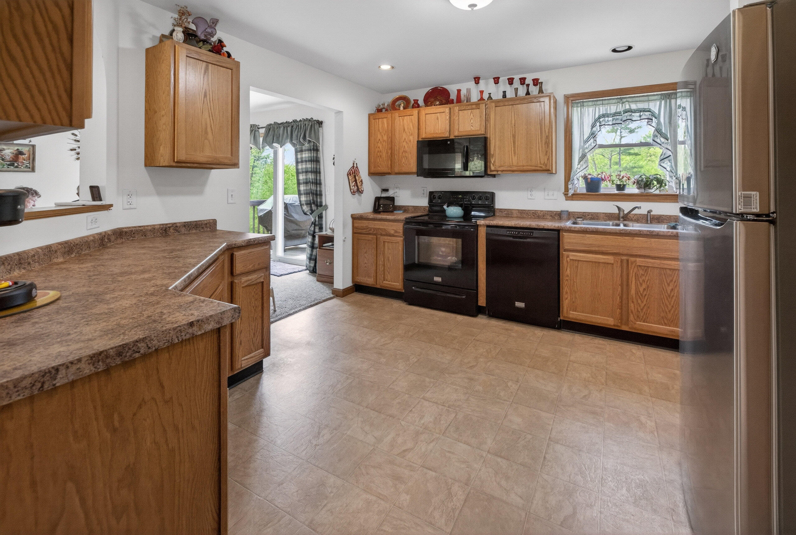 137 Eddie Kahkonen Road Norway, ME 04268 - Photo 10 of 77 Main Floor-8389