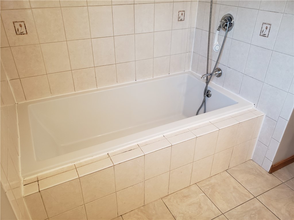 798 Great Road Lincoln, RI 02865 - Photo 16 of 50