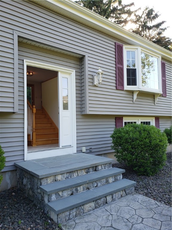 798 Great Road Lincoln, RI 02865 - Photo 4 of 50