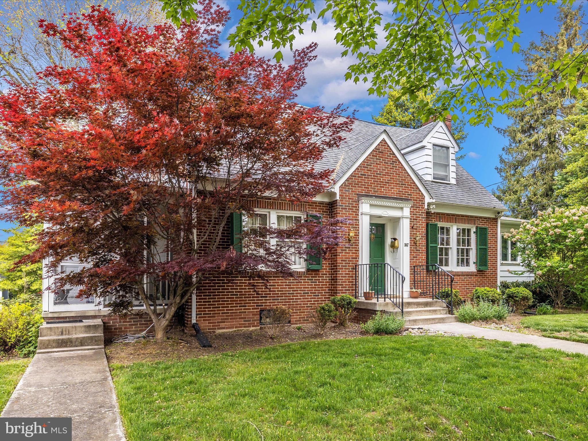 307 Magnolia Avenue Frederick, MD 21701 - Photo 28 of 45 Exterior Front
