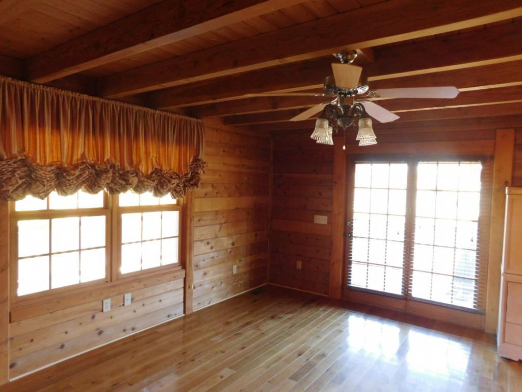 264 Island Road Kingsport, TN 37664 - Photo 25 of 36 Master with French doors