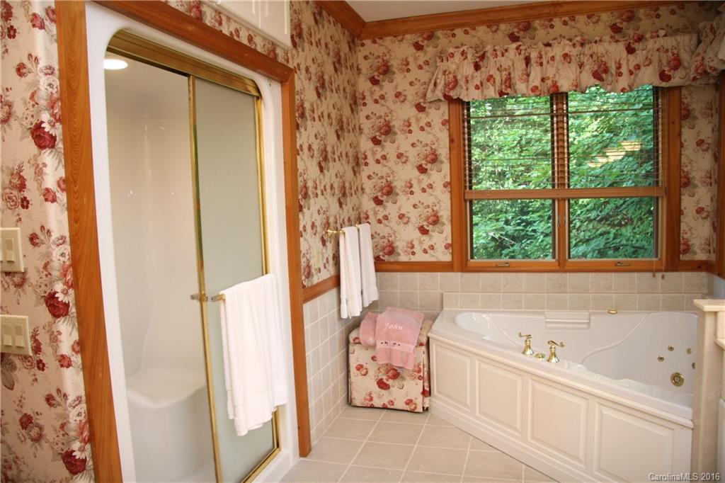 301 Beaver Dam Road Sapphire, NC 28774 - Photo 12 of 24 Gallery Image 12