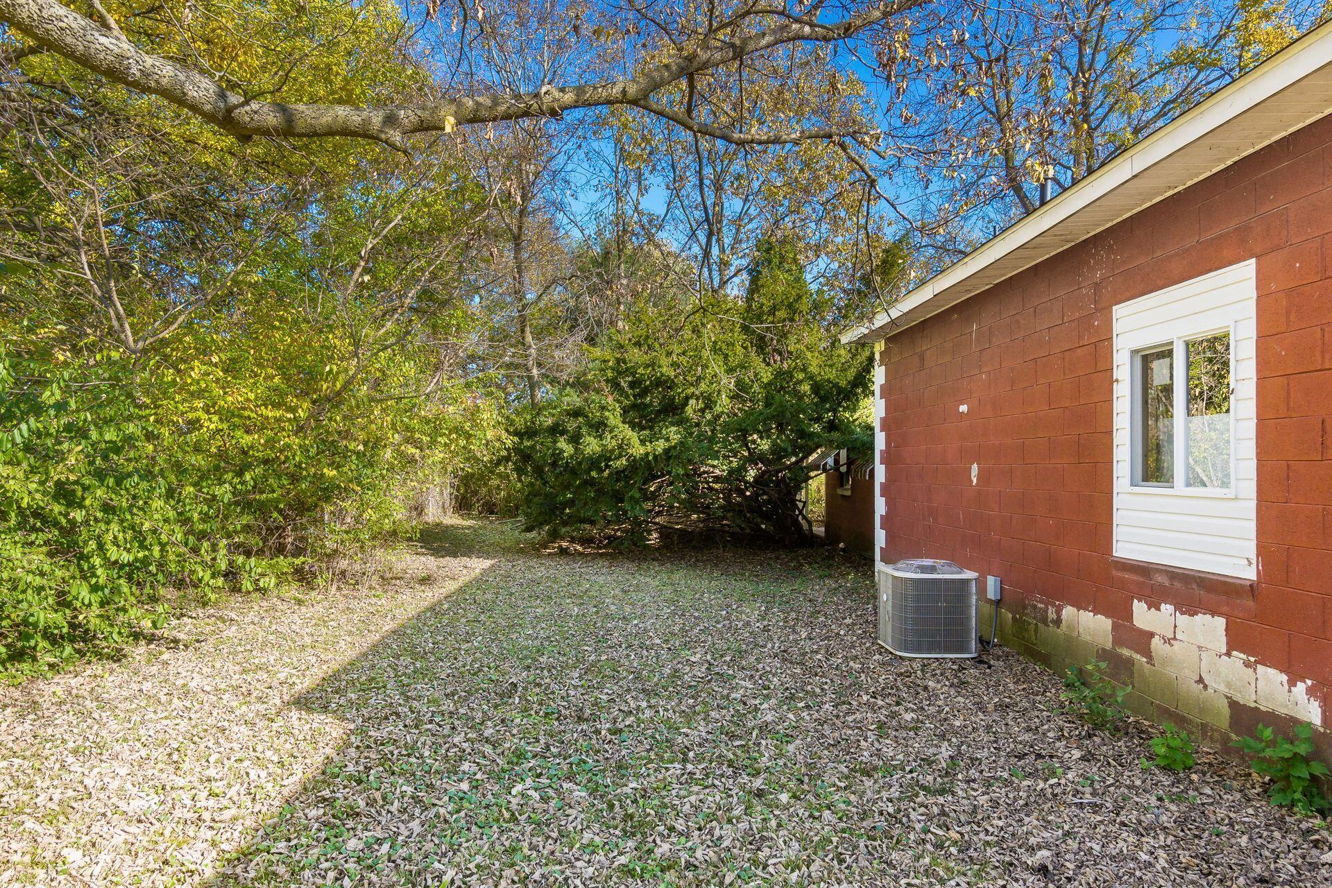 310 Ray Avenue Circleville, OH 43113 - Photo 35 of 36 039_41b765c3b_i 310 Ray 013-2