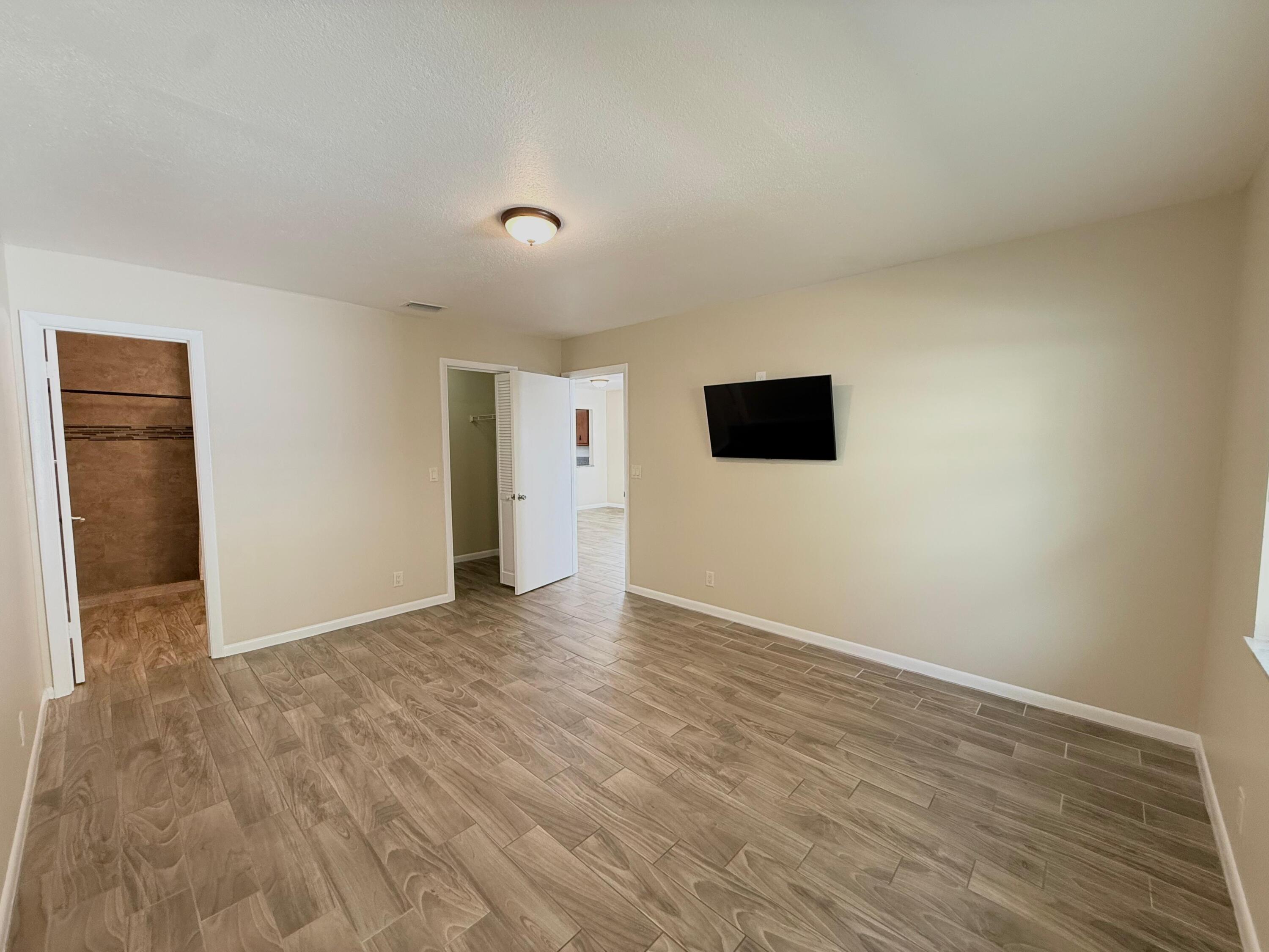 3794 County Line Road, Unit 101 Jupiter, FL 33469 - Photo 11 of 24 WhatsApp Image 2026-02-19 at 21.06.06 (8