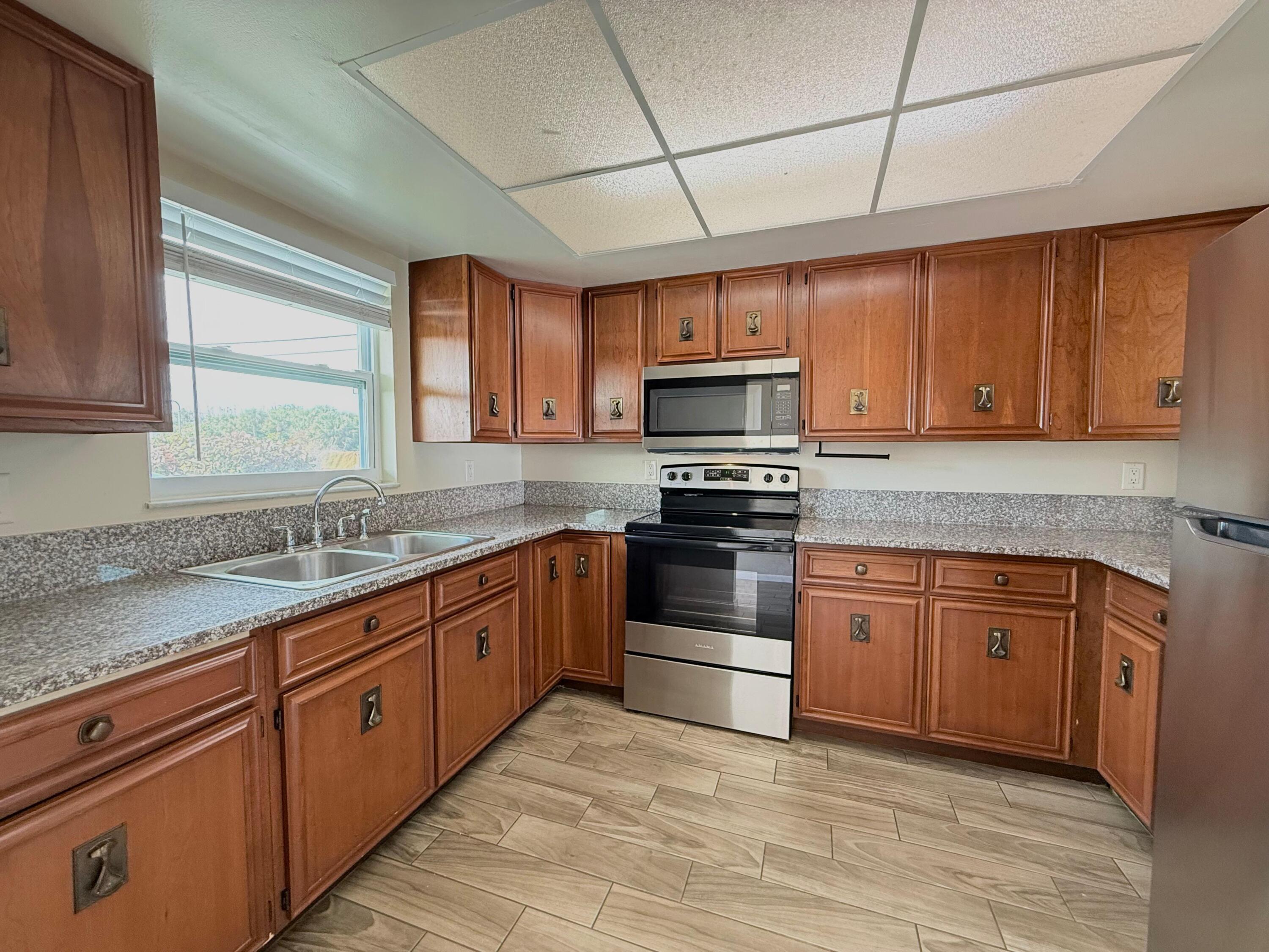 3794 County Line Road, Unit 101 Jupiter, FL 33469 - Photo 4 of 24 WhatsApp Image 2026-02-19 at 21.06.06 (3