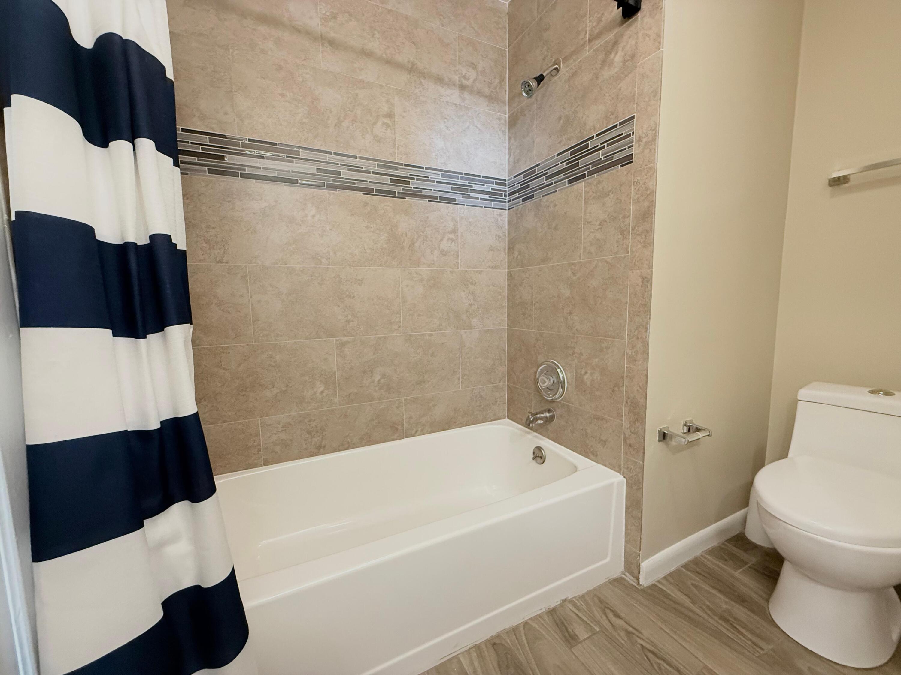 3794 County Line Road, Unit 101 Jupiter, FL 33469 - Photo 8 of 24 WhatsApp Image 2026-02-19 at 21.06.06 (2