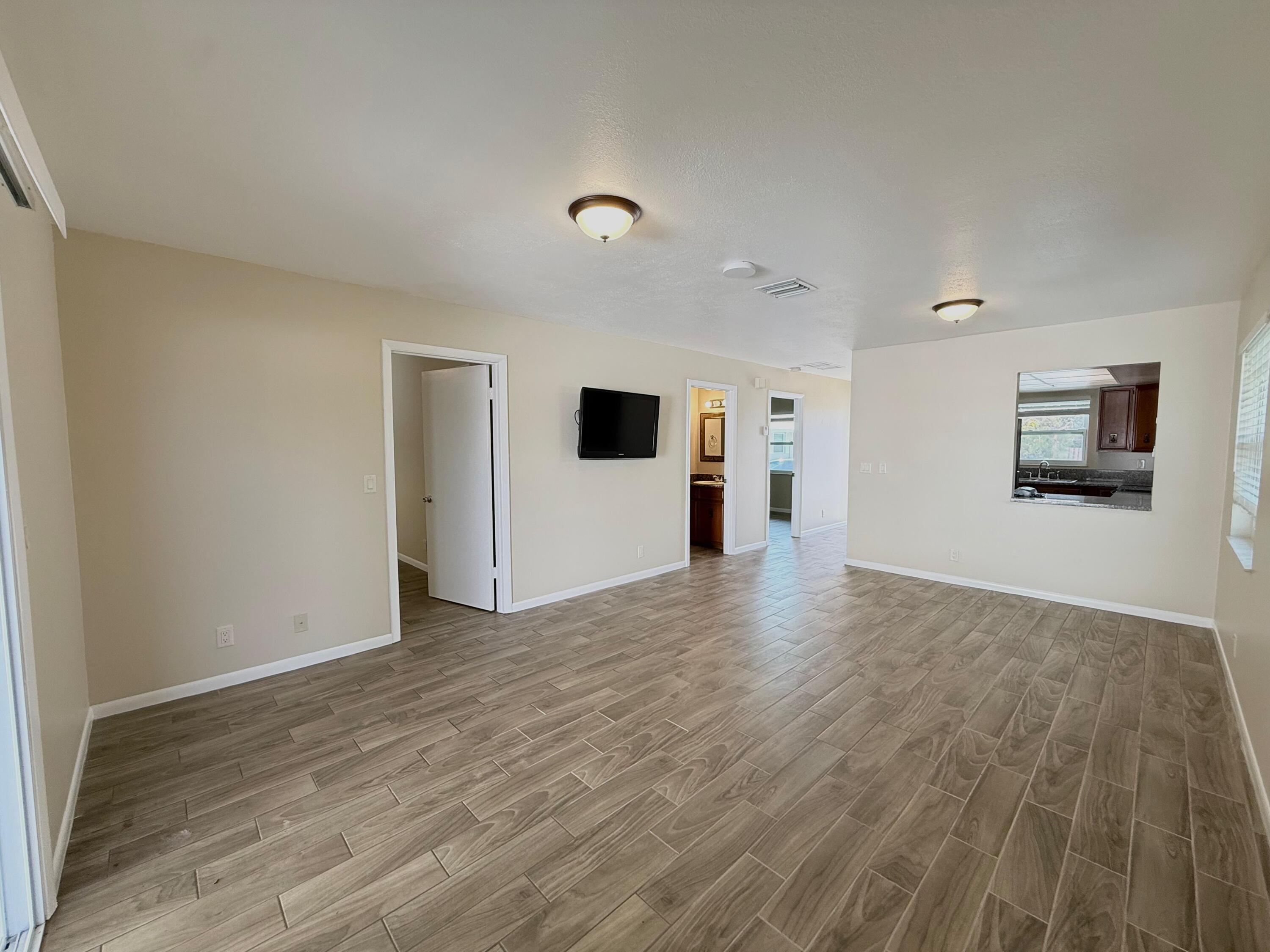 3794 County Line Road, Unit 101 Jupiter, FL 33469 - Photo 9 of 24 WhatsApp Image 2026-02-19 at 21.06.06 (6