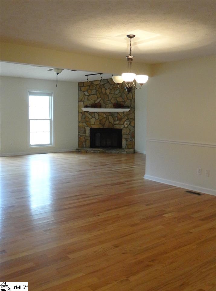 18 Doverdale Road Greenville, SC 29615 - Photo 3 of 20 Gallery Image 3