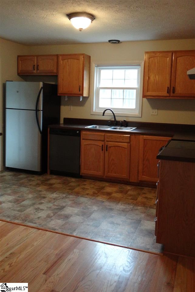 18 Doverdale Road Greenville, SC 29615 - Photo 7 of 20 Gallery Image 7