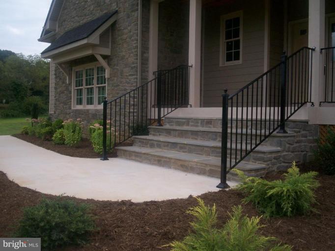 3854 Leeds Manor Road Markham, VA 22643 - Photo 13 of 16 Exterior #3