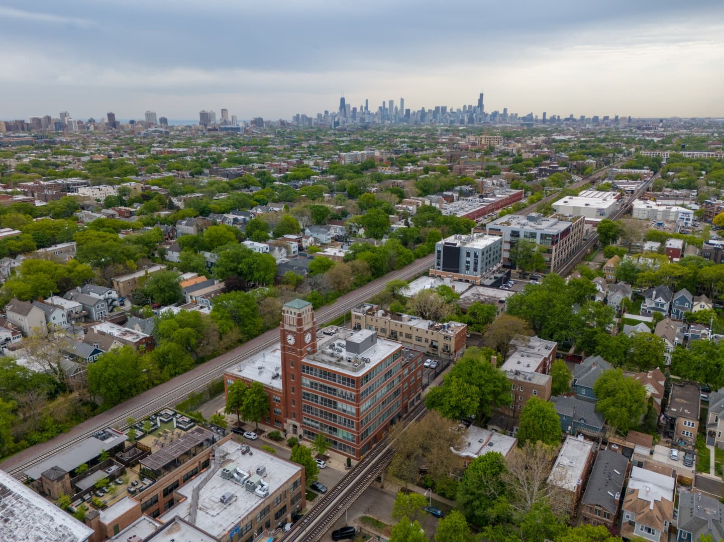 1801 West Larchmont Avenue, Unit 305 Chicago, IL 60613 - Photo 35 of 36