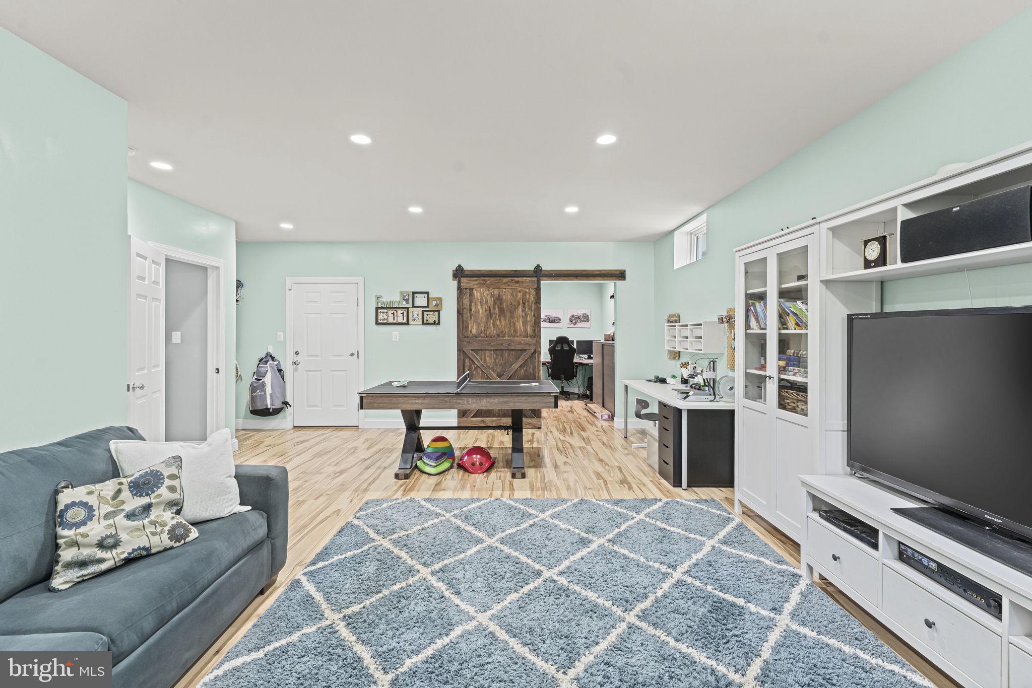 6688 Kelly Road Warrenton, VA 20187 - Photo 37 of 49 Gallery Image 37
