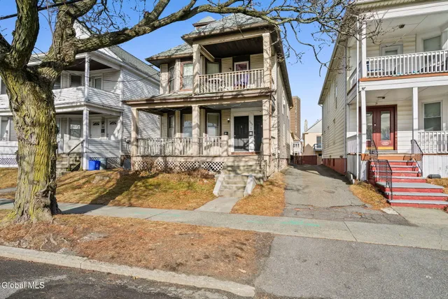 $324,900 | 569 Washington Avenue, Albany, NY 12206