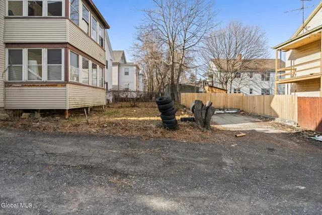 $324,900 | 569 Washington Avenue, Albany, NY 12206