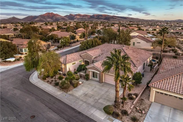 $3,250 | 2170 Peyten Park Street, Henderson, NV 89052