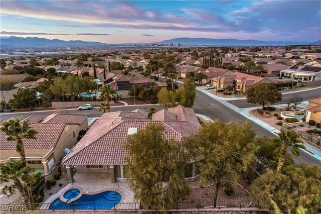 $3,250 | 2170 Peyten Park Street, Henderson, NV 89052