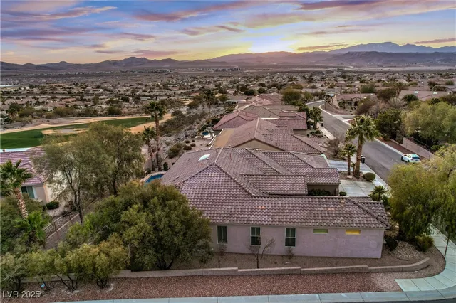 $3,250 | 2170 Peyten Park Street, Henderson, NV 89052