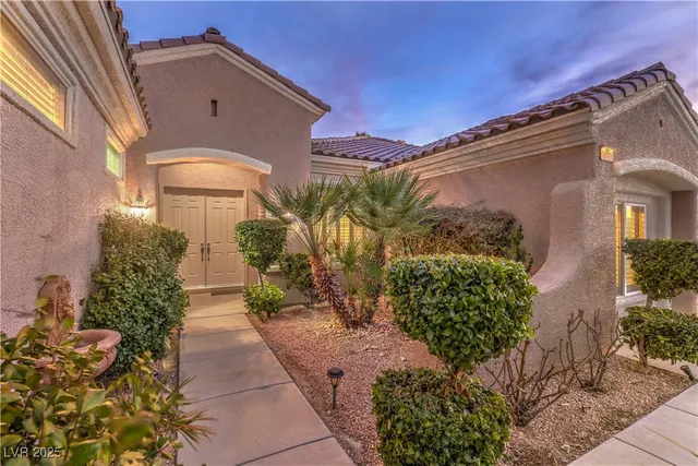 $3,250 | 2170 Peyten Park Street, Henderson, NV 89052