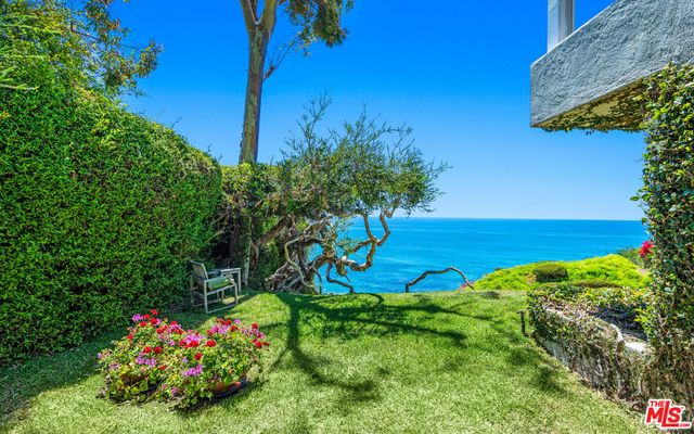 $15,000,000 | 29122 Cliffside Drive, Malibu, CA 90265