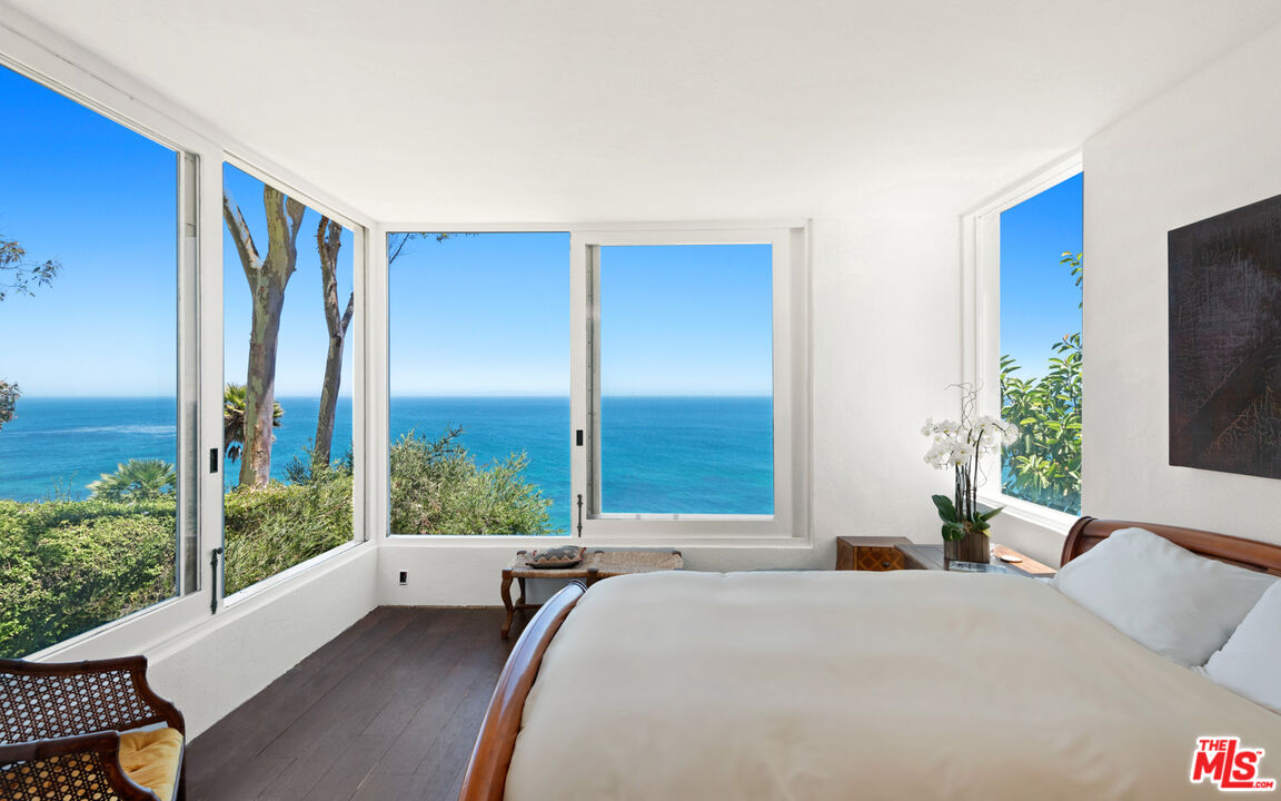 29122 Cliffside Drive Malibu, CA 90265 - Photo 29 of 48